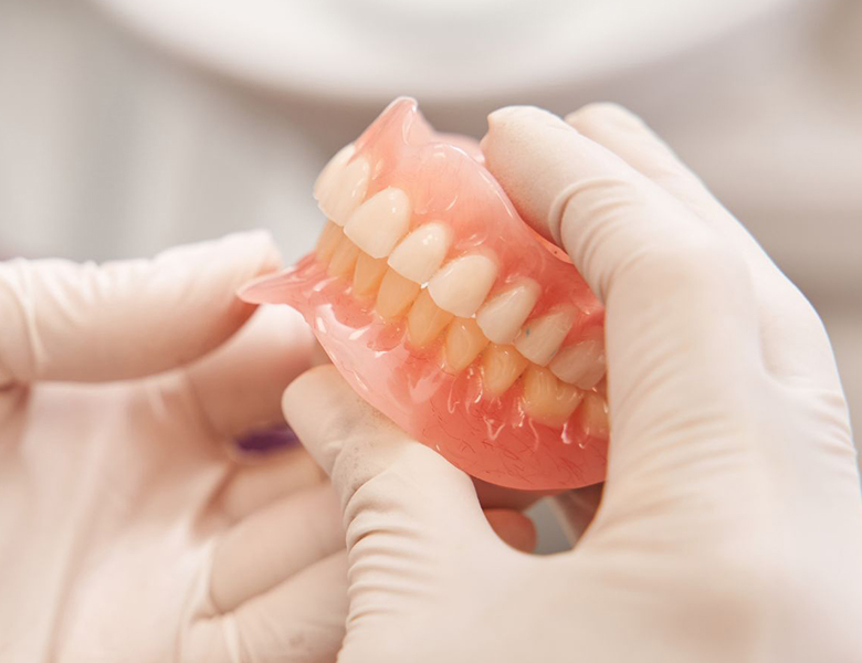 仙台市青葉区台原の歯医者、台原みなも歯科クリニックの入れ歯治療